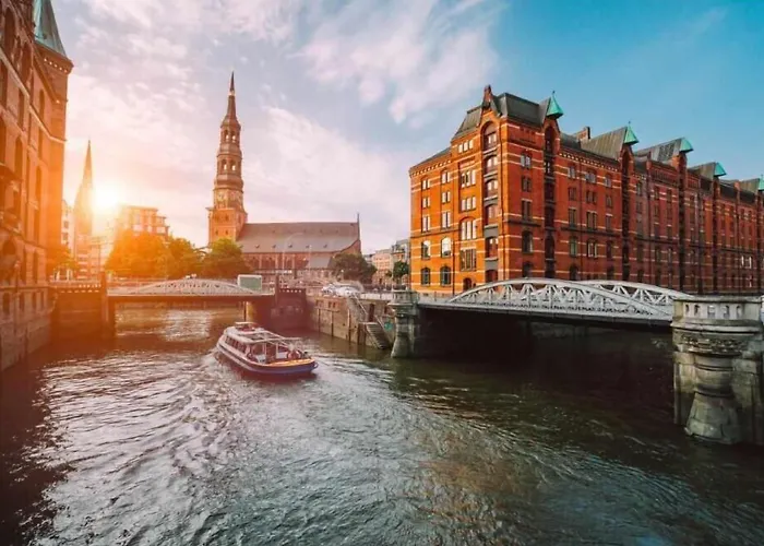 City Apartment Hotel Hamburg 3*